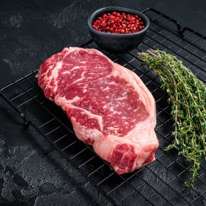 Aus Striploin steak 400-500g BLACK NOVEMBER TILBUD